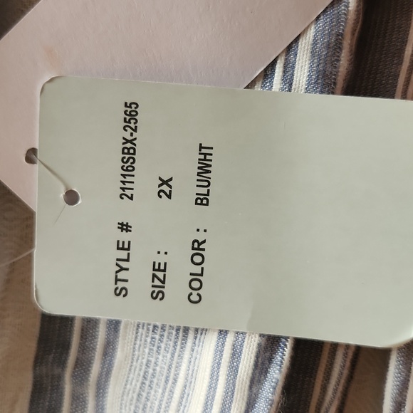 NWT STUDIO WEST SIze 2X blue & white stripes will bell sleeves & smocked neck - Picture 8 of 9